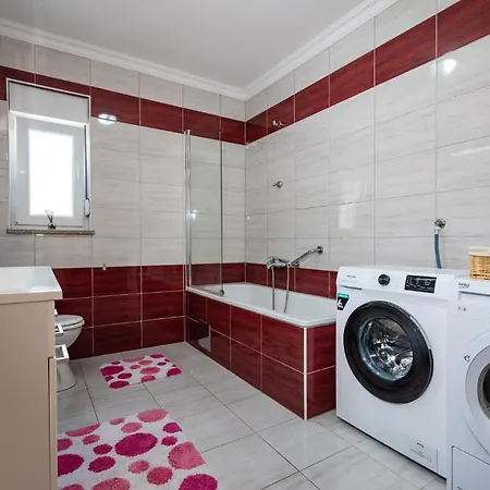 Three-bedroom In Kruševo