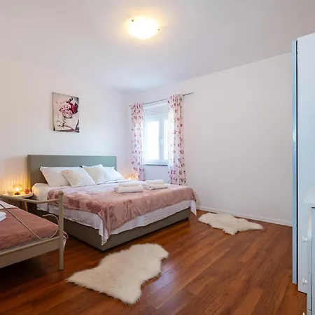 Three-bedroom In בית נופש Kruševo