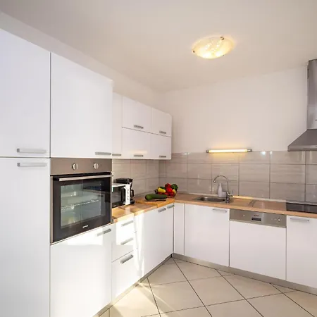 בית נופש Three-bedroom In