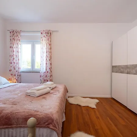 בית נופש Three-bedroom In