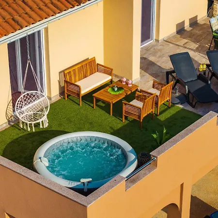 Three-bedroom In Vakantiehuis