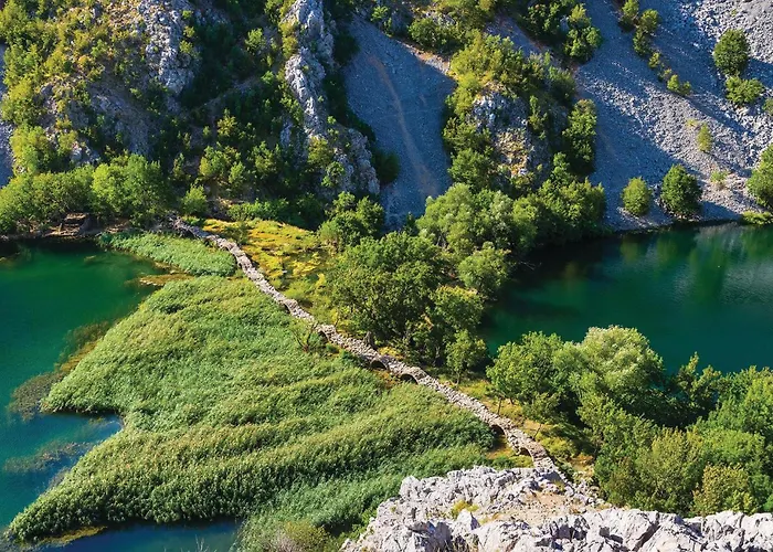 Three-bedroom In Σπίτι διακοπών